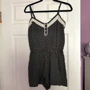 Black and white floral romper!
